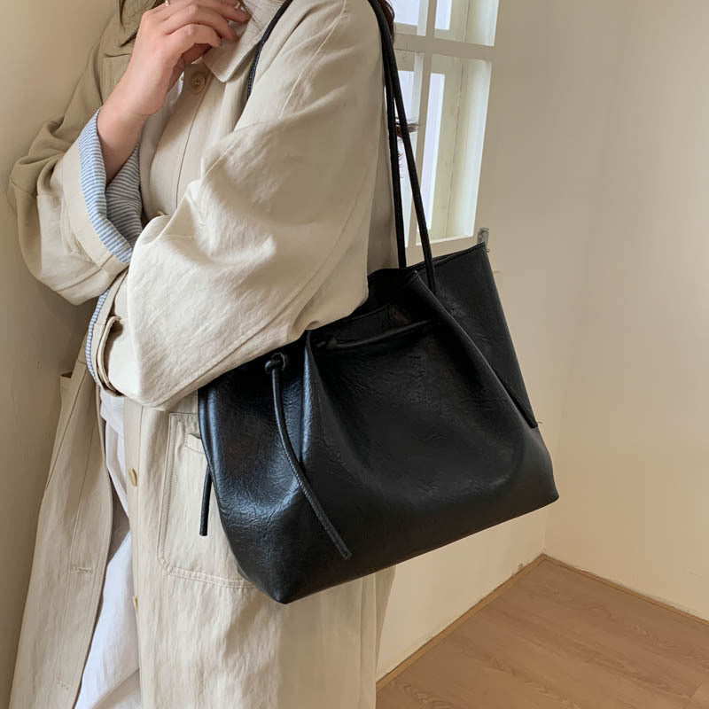 Pippa - Retro Shoulder Commuter Tote Bag For Work